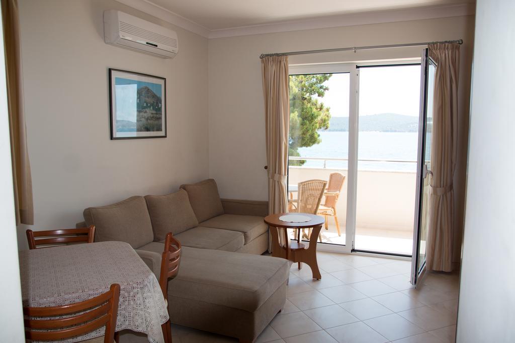 Villa Koala Apartments 扎博里克 外观 照片